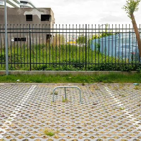 Nabaro 53 Grounded Escape Si Parcare Privata * Năvodari
